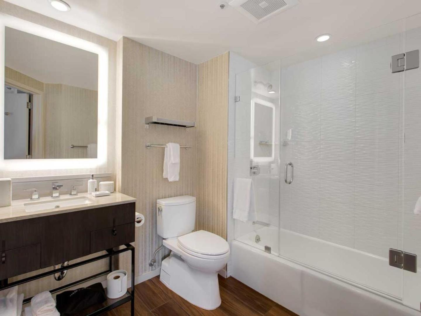 Deluxe King,1730001335:JPEG