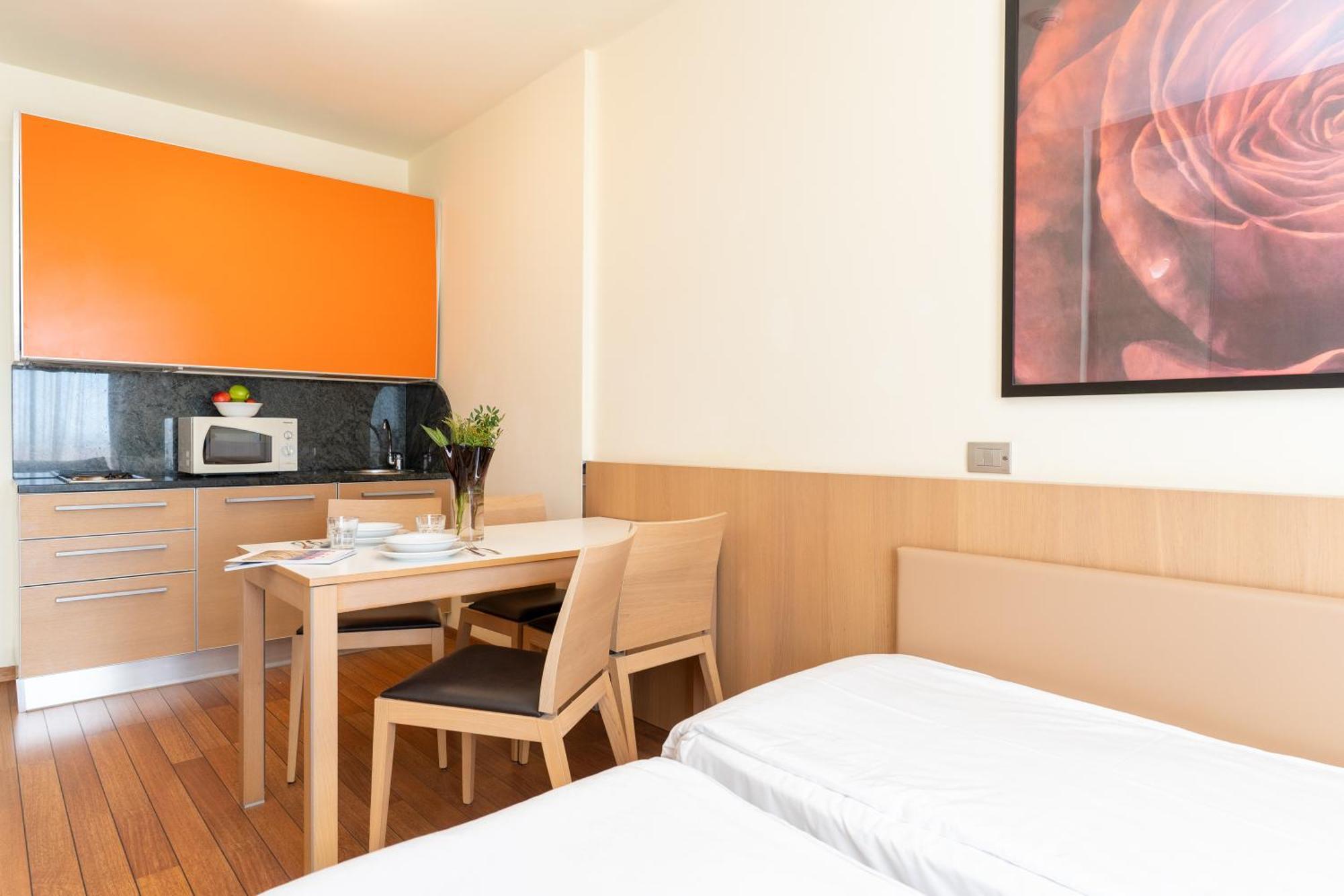 Suite (4 Adults)