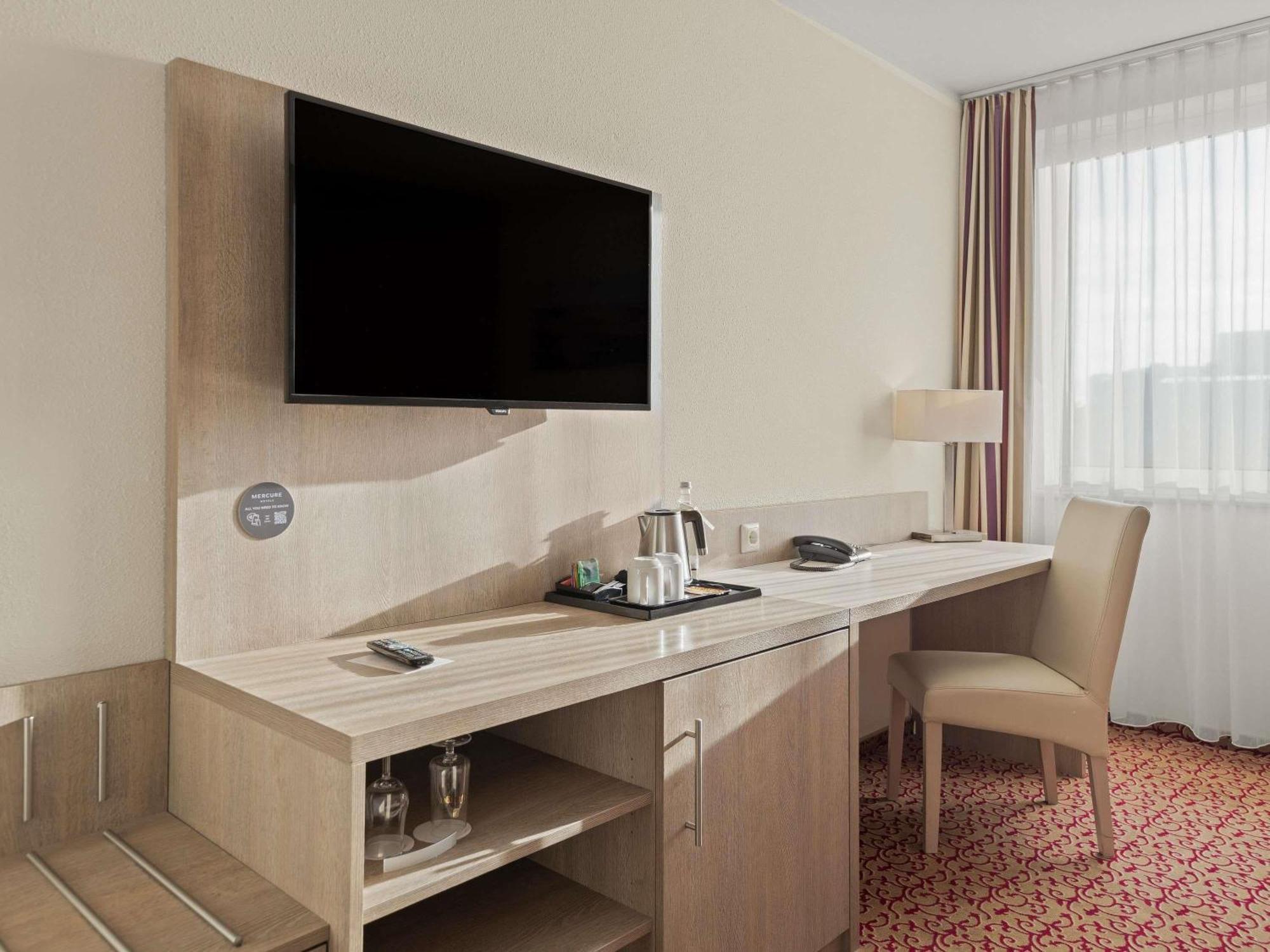 Standard  Double Room with Street View