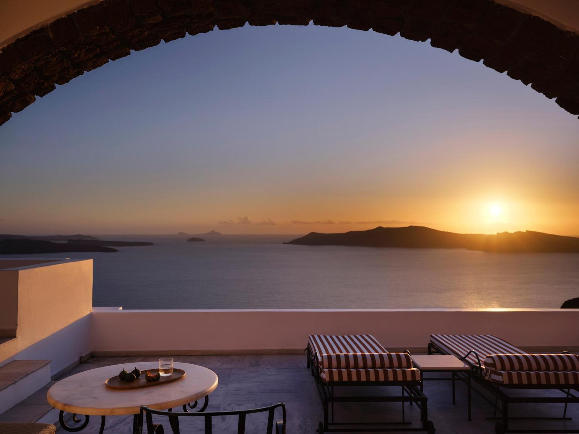 Suite Superior con bañera de hidromasaje y vistas al mar