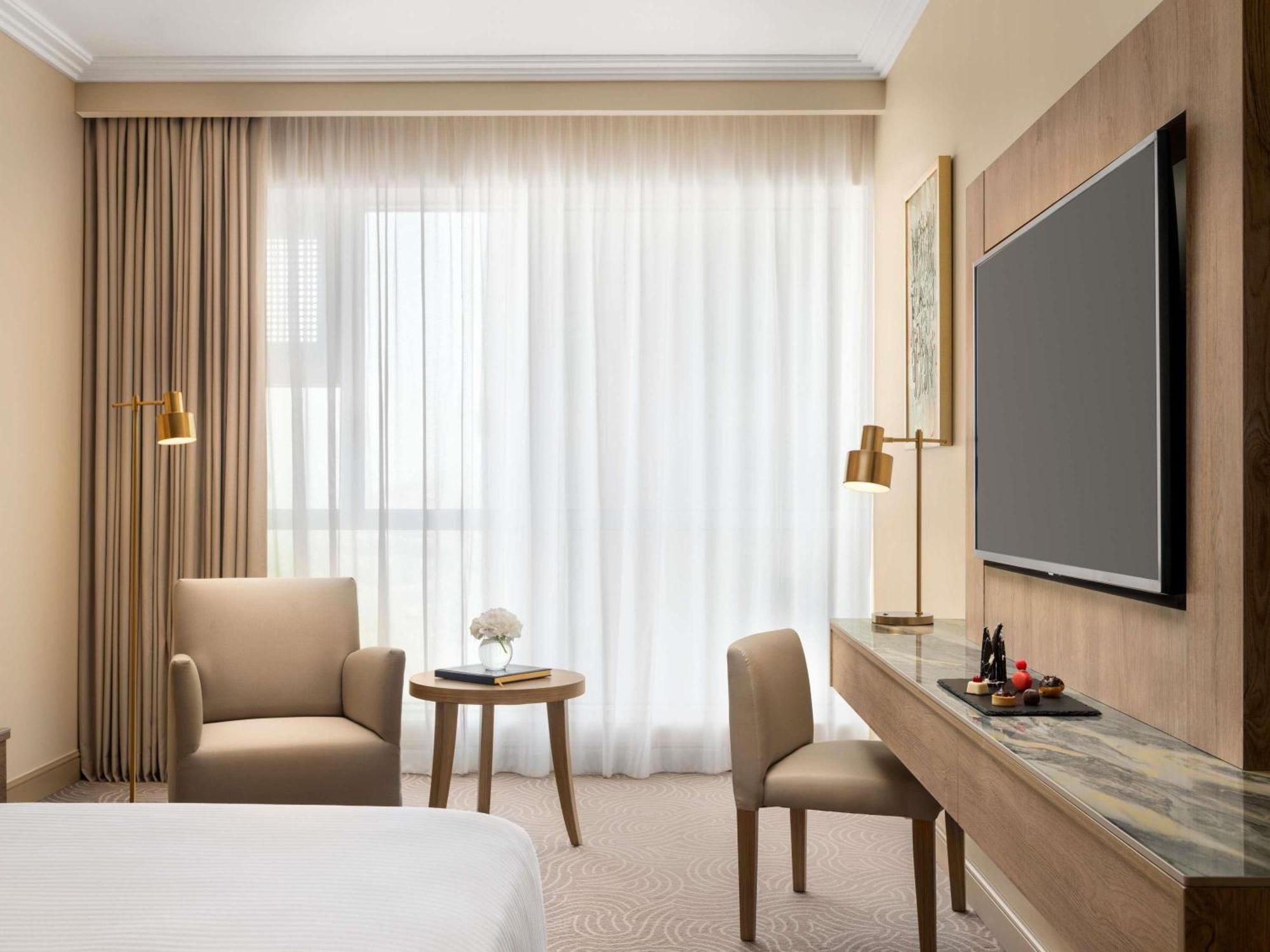 Superior Single Room City View