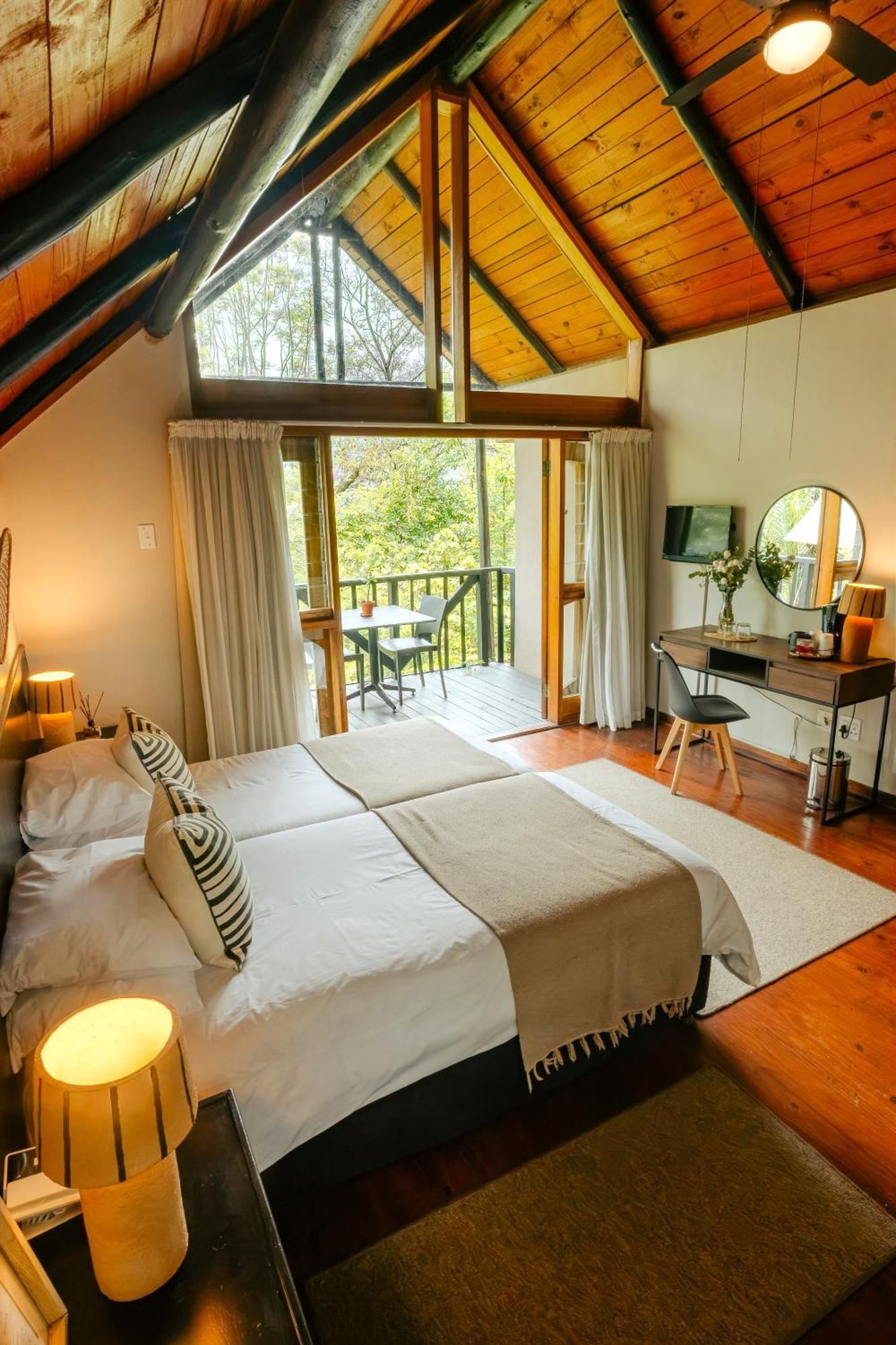 Double or Twin Room Balcony
