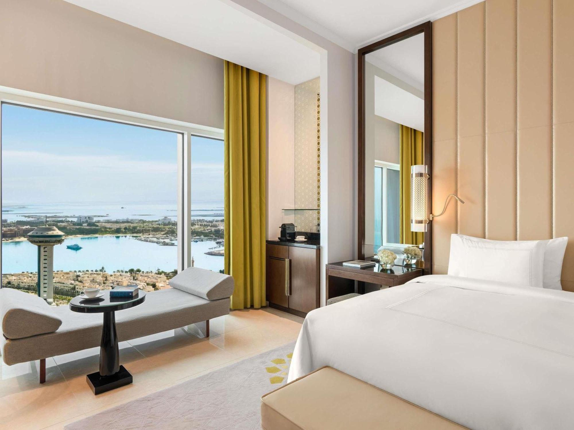 Habitación Deluxe con vistas a Corniche