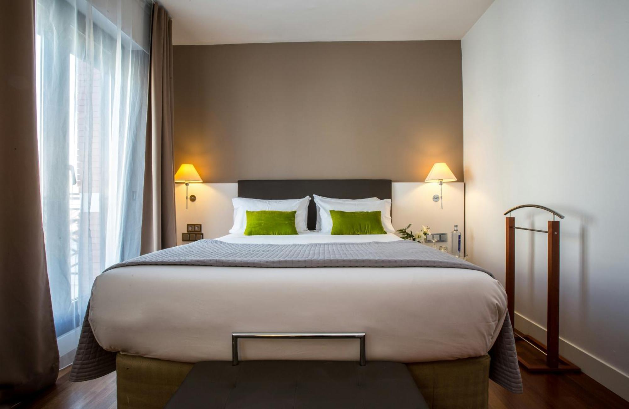 Deluxe Double or Twin Room Park & Sleep