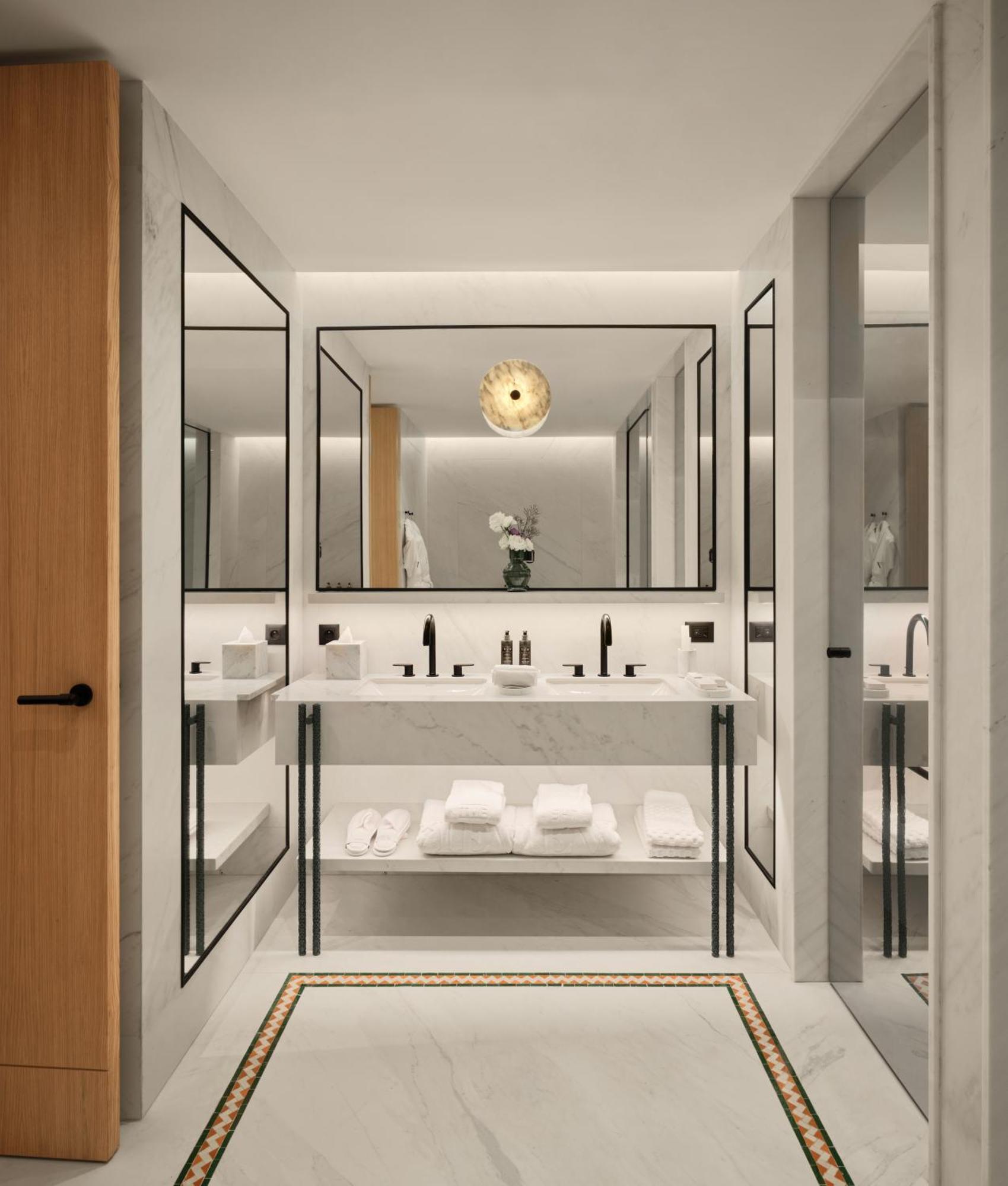 Signature King Room