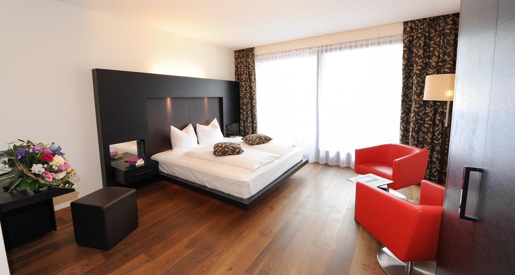 Penthouse Suite,175188609:JPEG