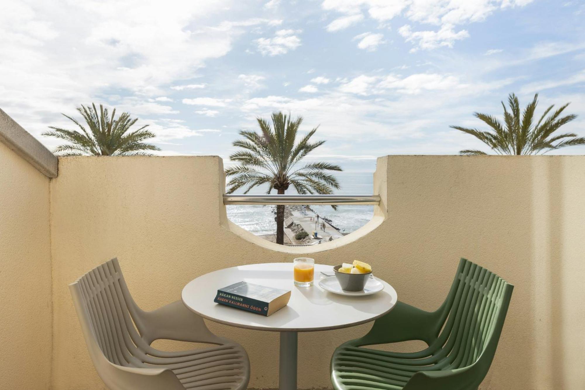 Superior Twin Room Balcony Sea View