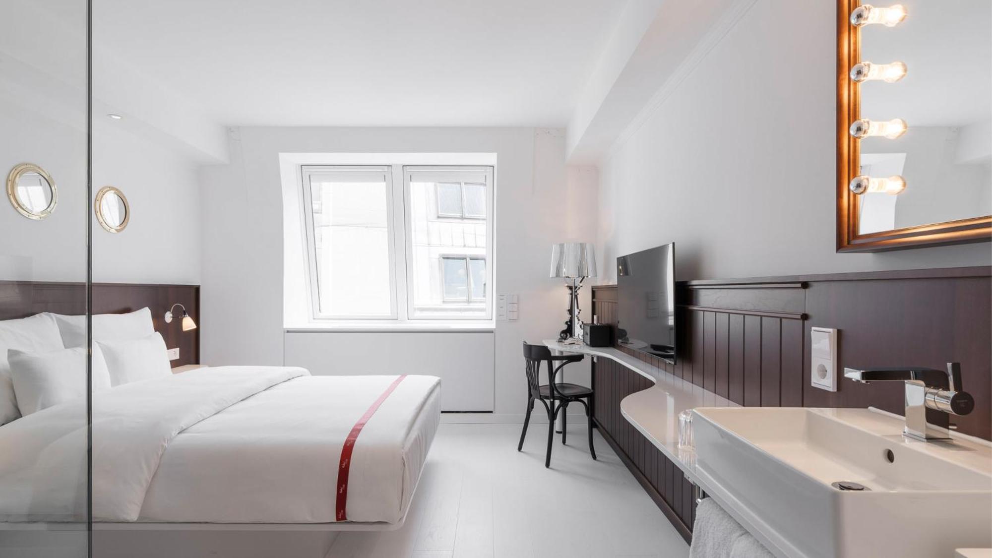 Lovely Room,1756599068:JPEG