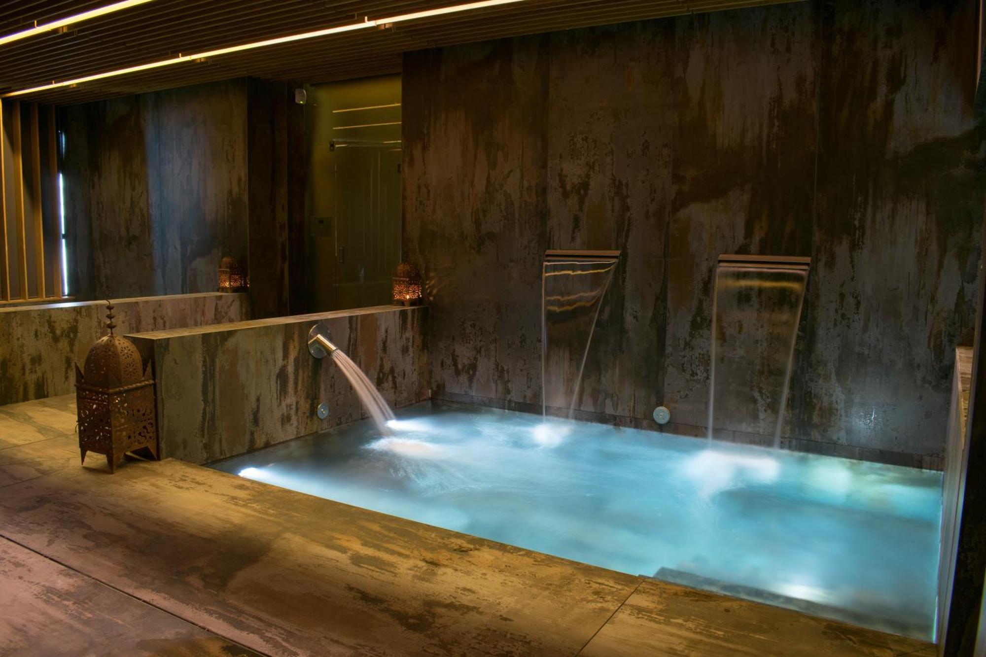 Double Room Fitness & Spa
