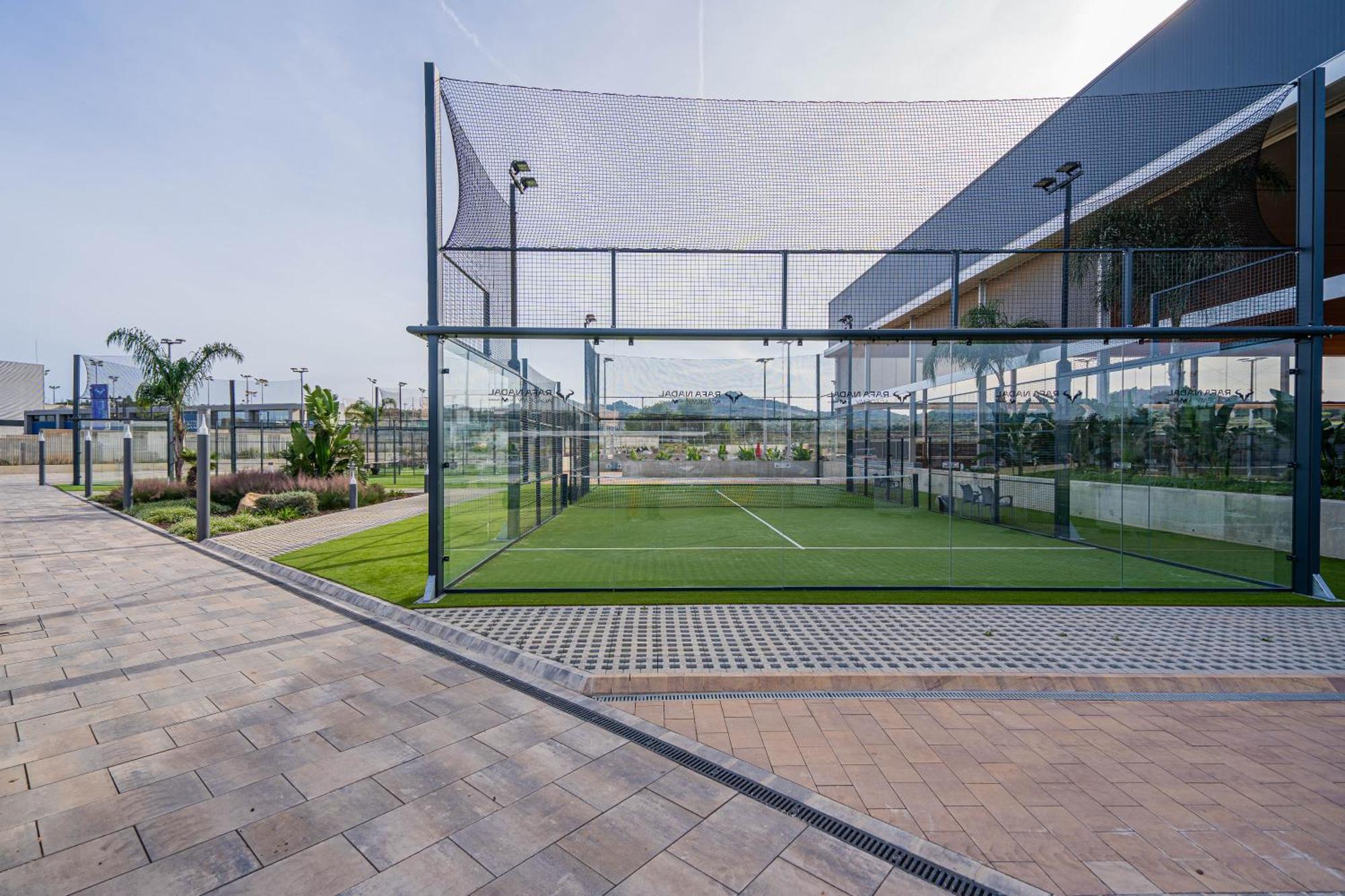 Double Room Padel Lessons adults 1 Player & 1 Companion