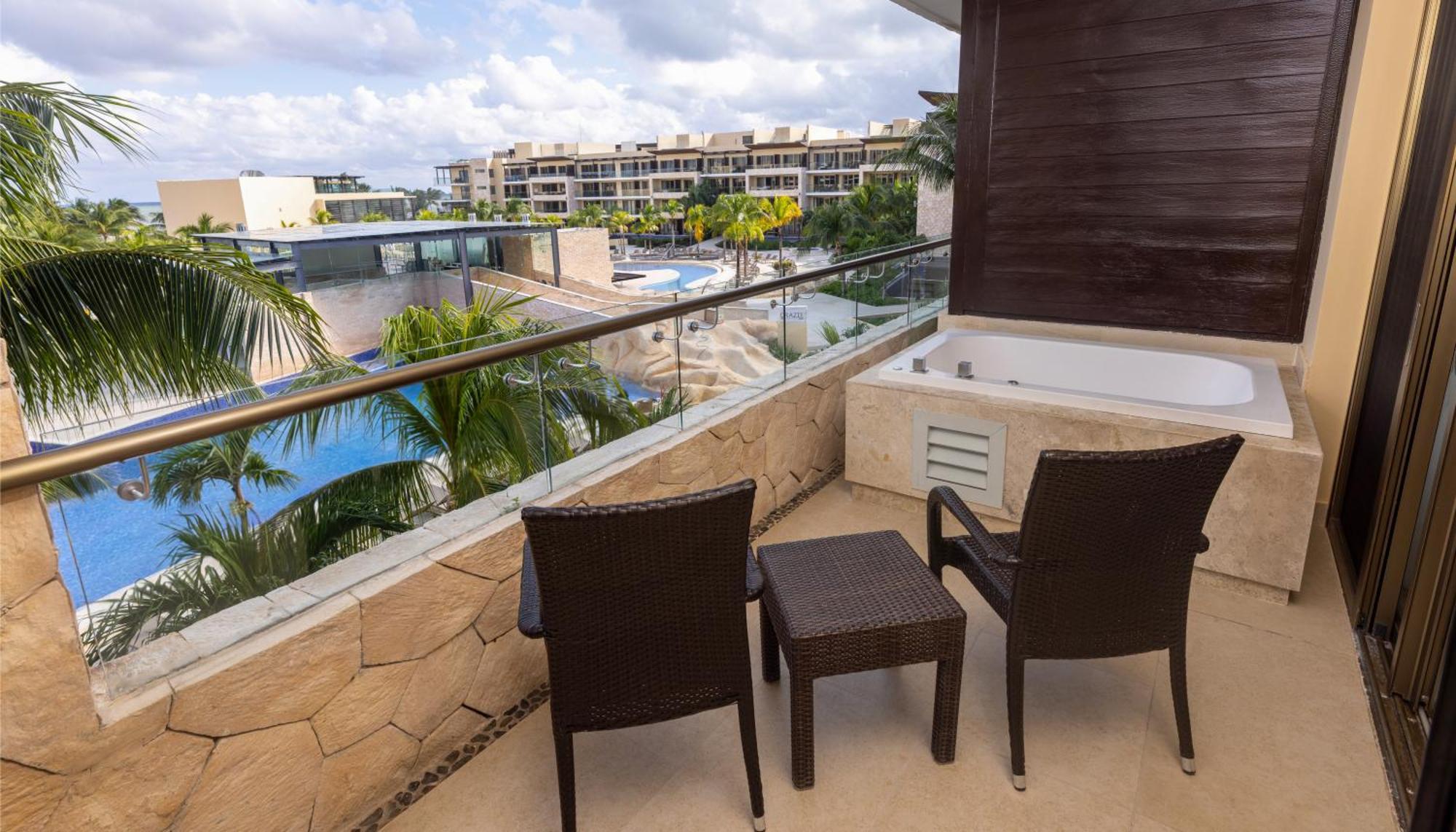 Luxury Suite Ocean View Terrace Jacuzzi