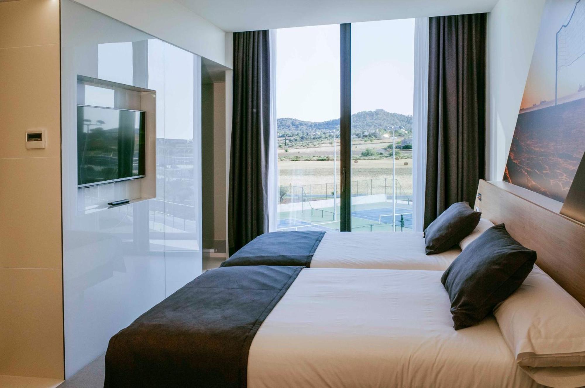 Double Room Fitness & Spa