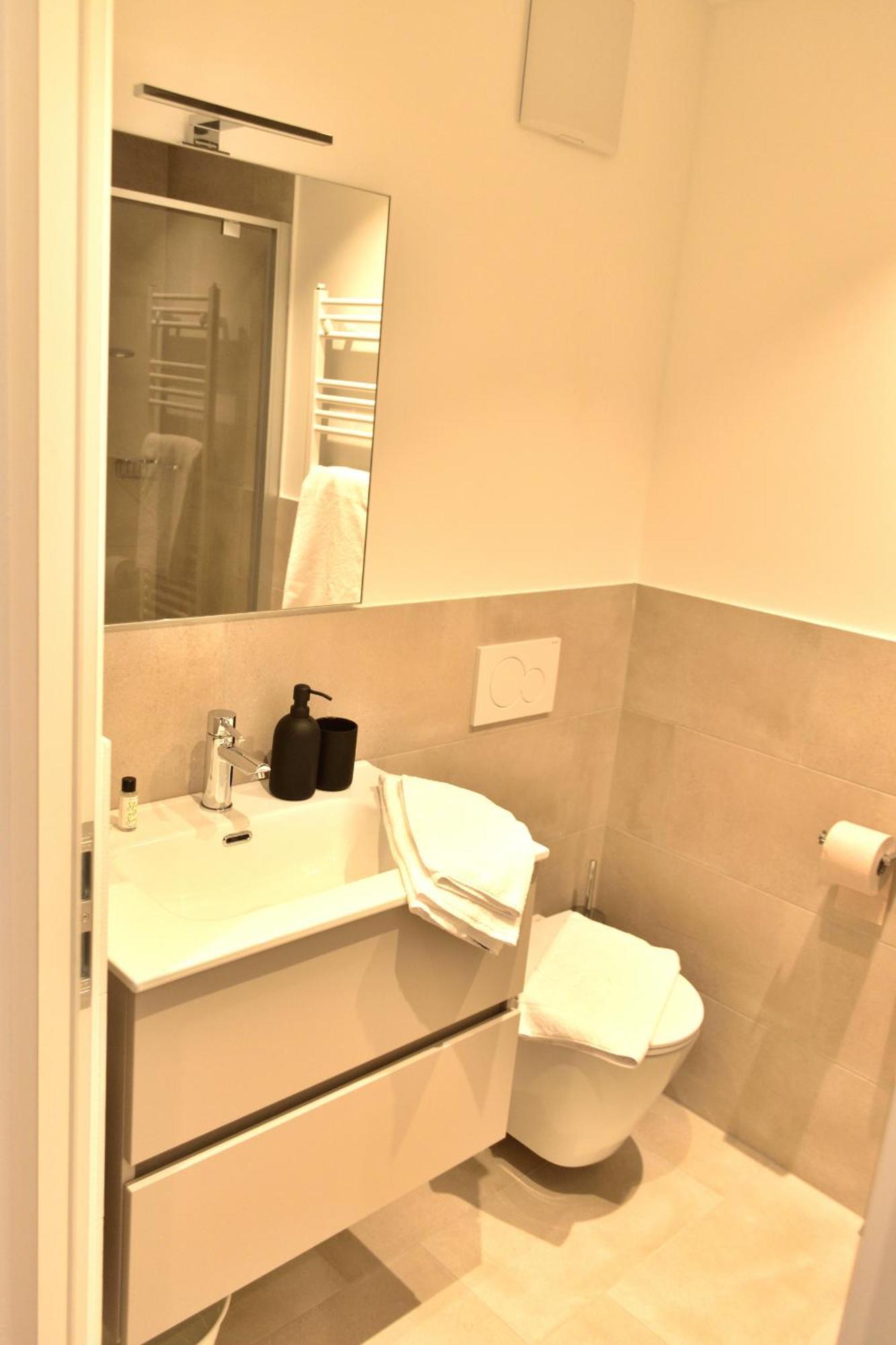 Economy Single Room