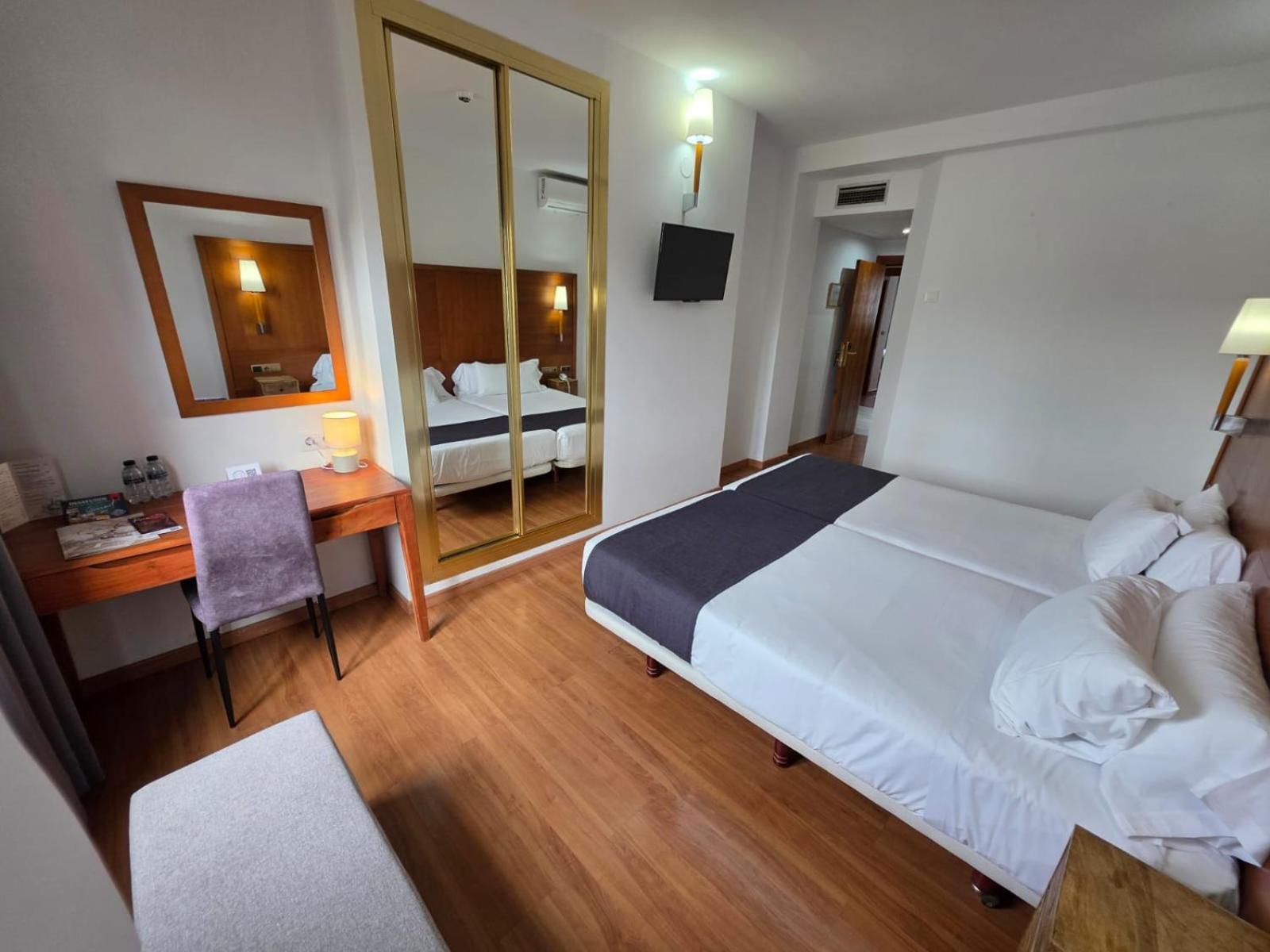 Twin Room Extra Bed