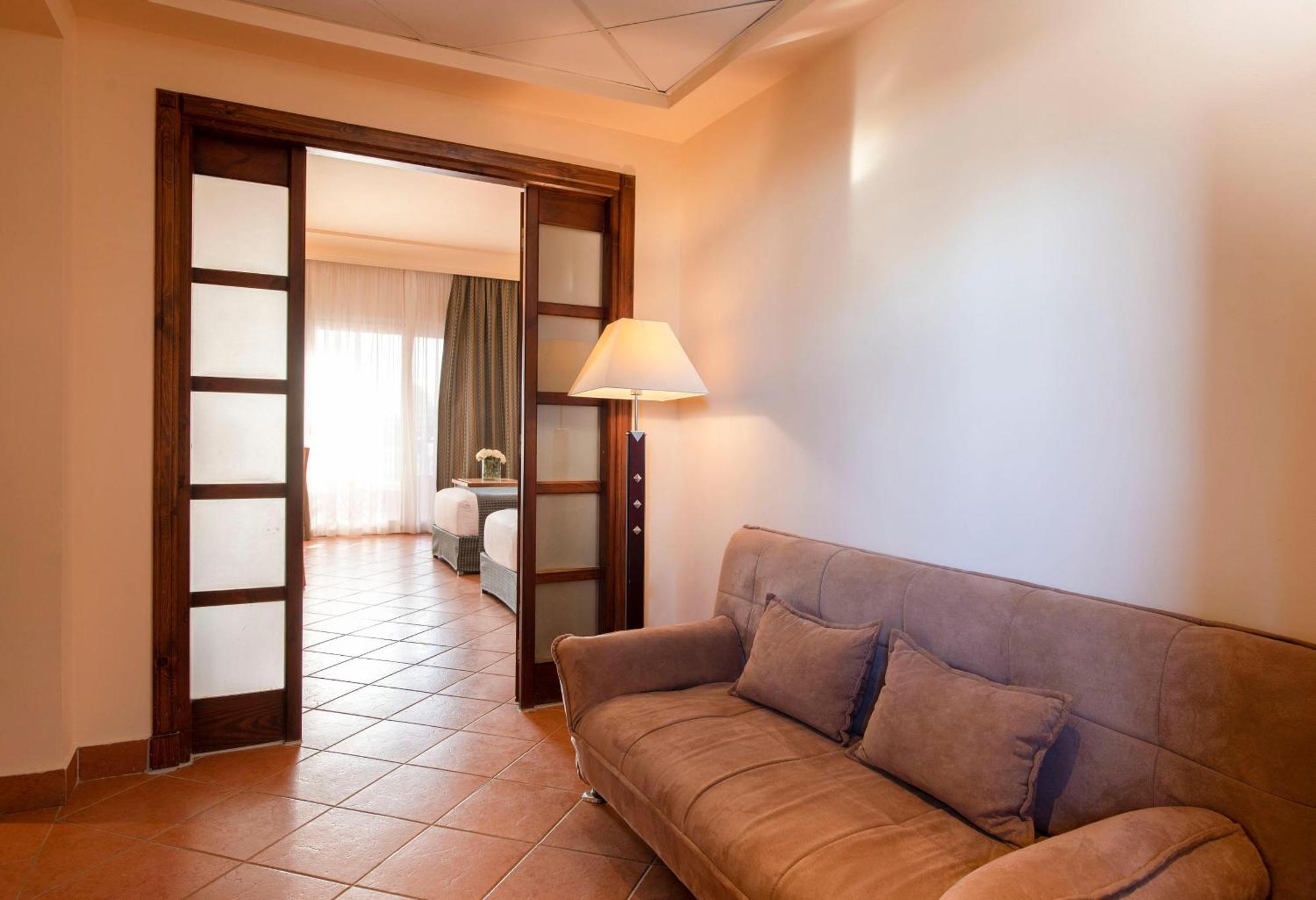 Familiensuite (2 Erwachsene + 2 Kinder)