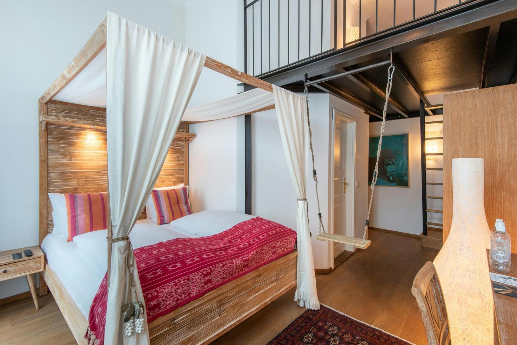 Loft for 3