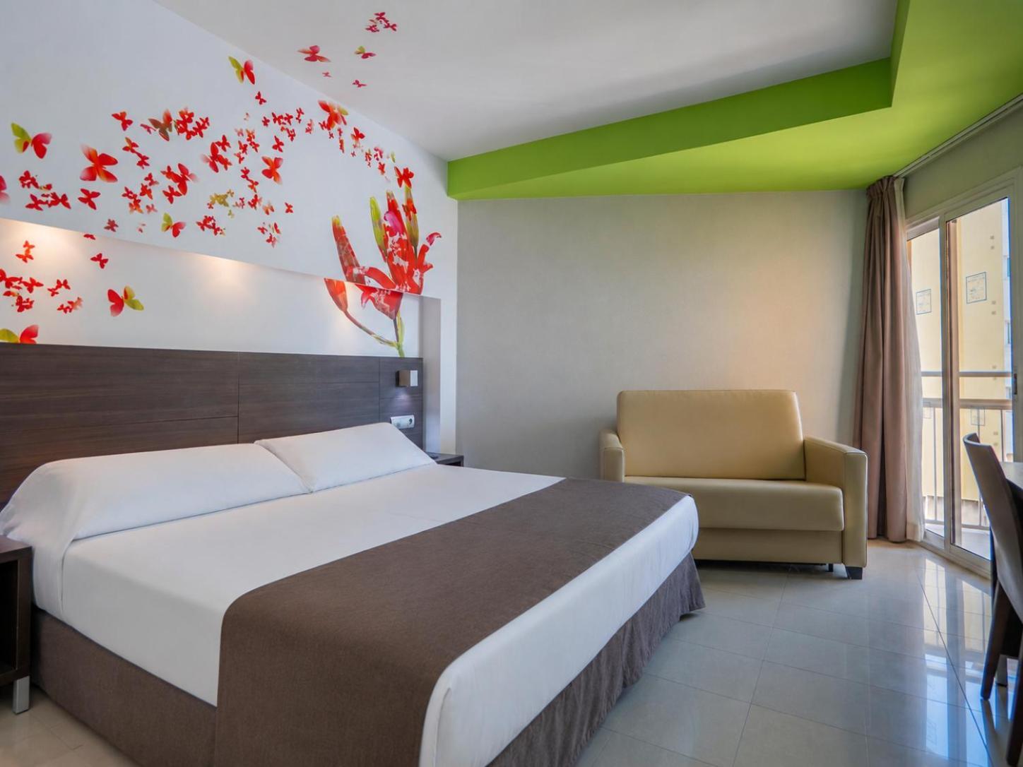 Comfort Double or Twin Room Side Sea View Balcony