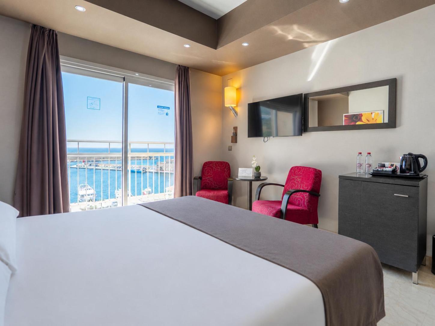 Superior Double or Twin Room Front Sea View Terrace
