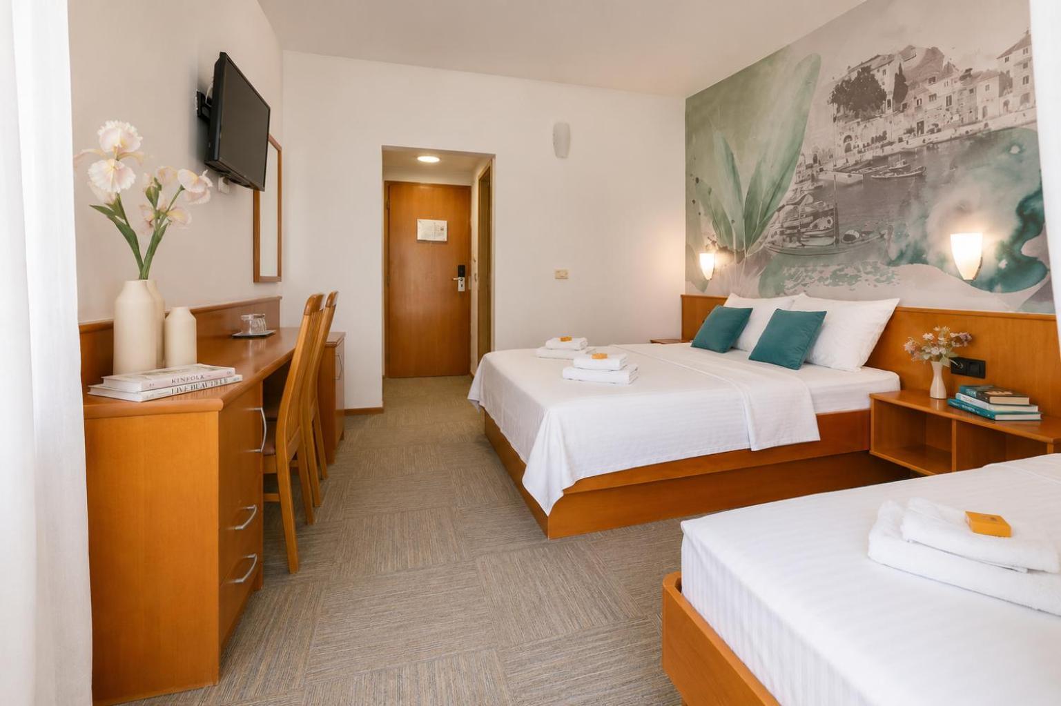 Triple Room Balcony
