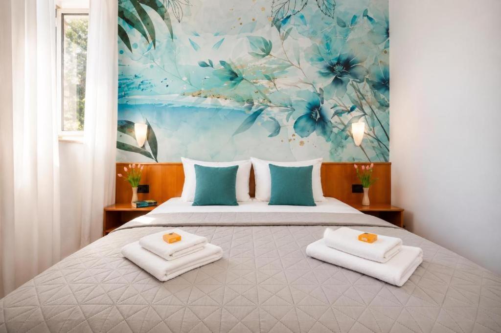Economy Double or Twin Room
