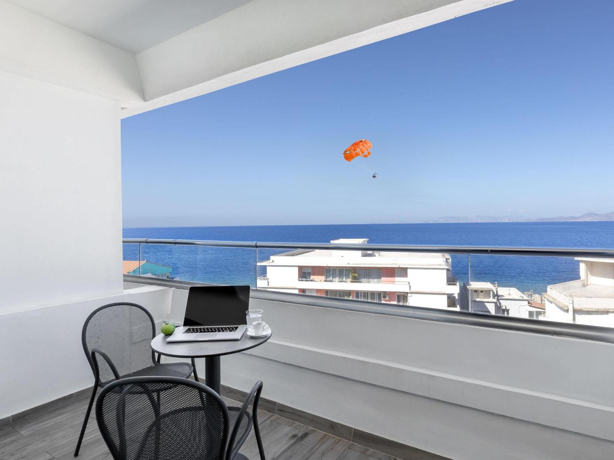 Privilege Room Kingbed or Twin bed single Sofa bed Balcony Sea View