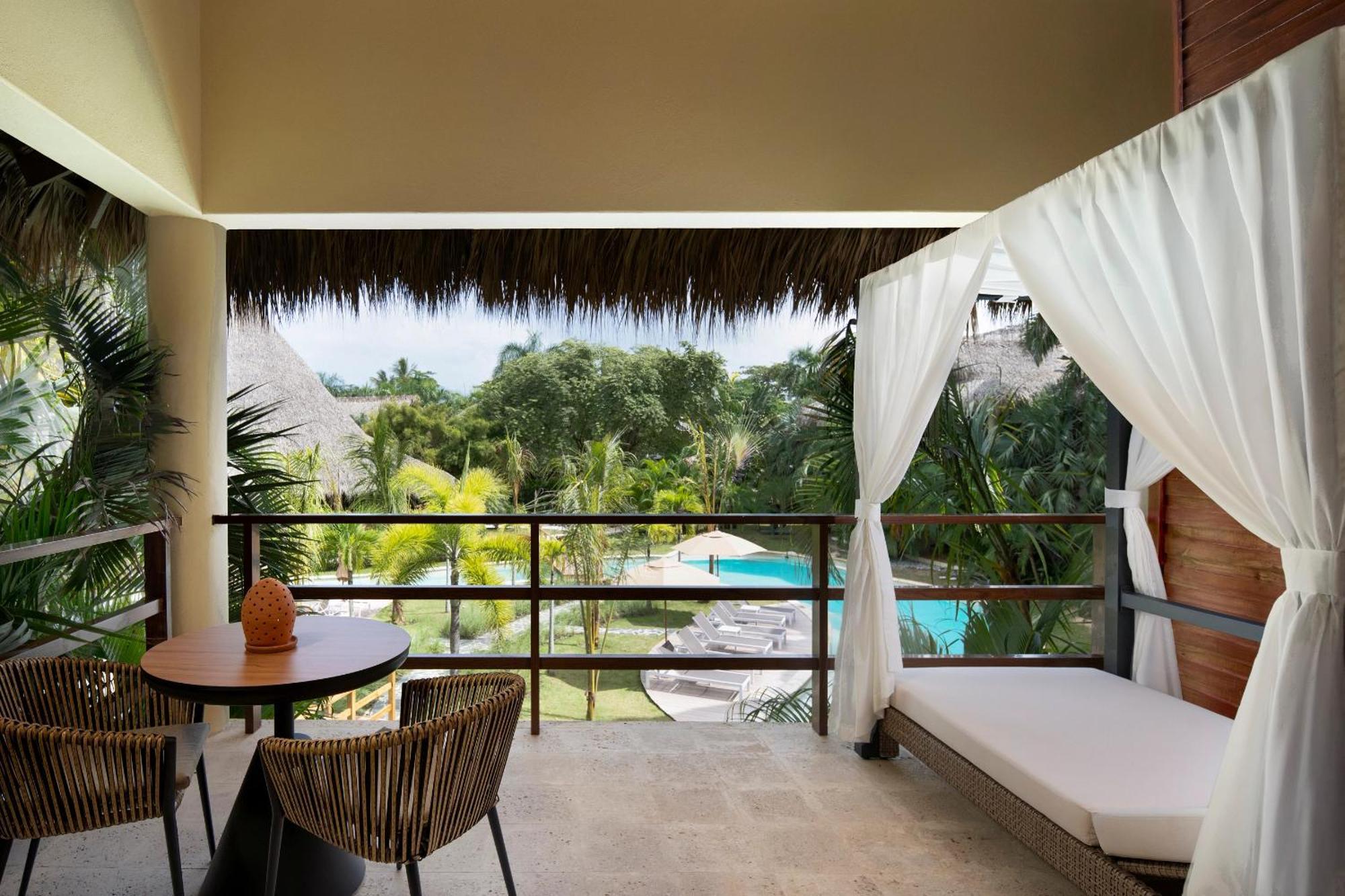 Junior Suite Romantic con Vista Piscina