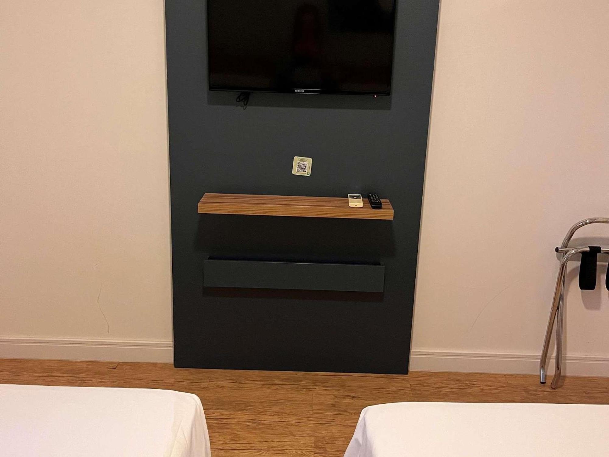 Apartamento Superior com 2 Camas de Solteiro