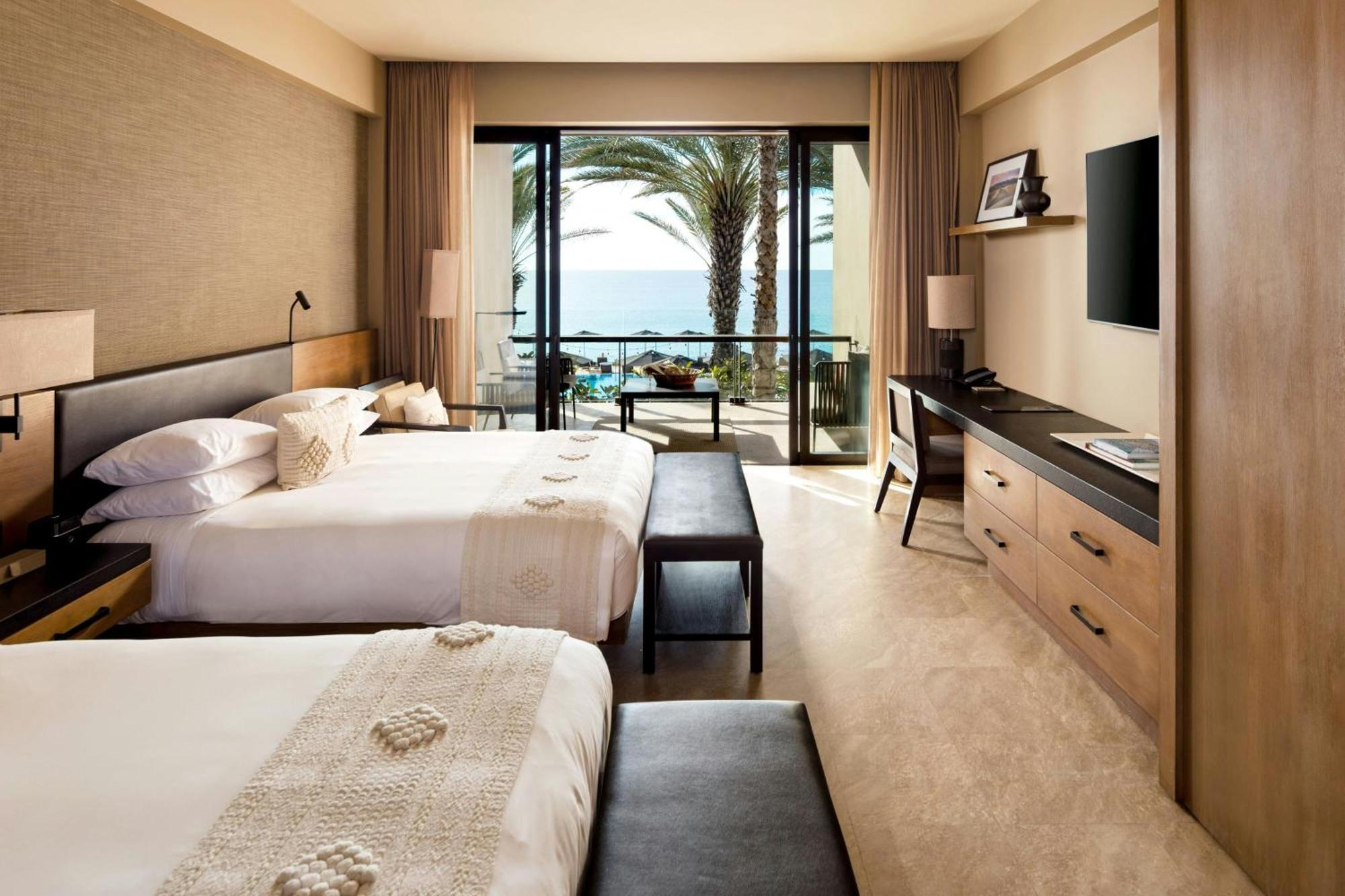 Deluxe Double Room Two Double Beds Ocean View
