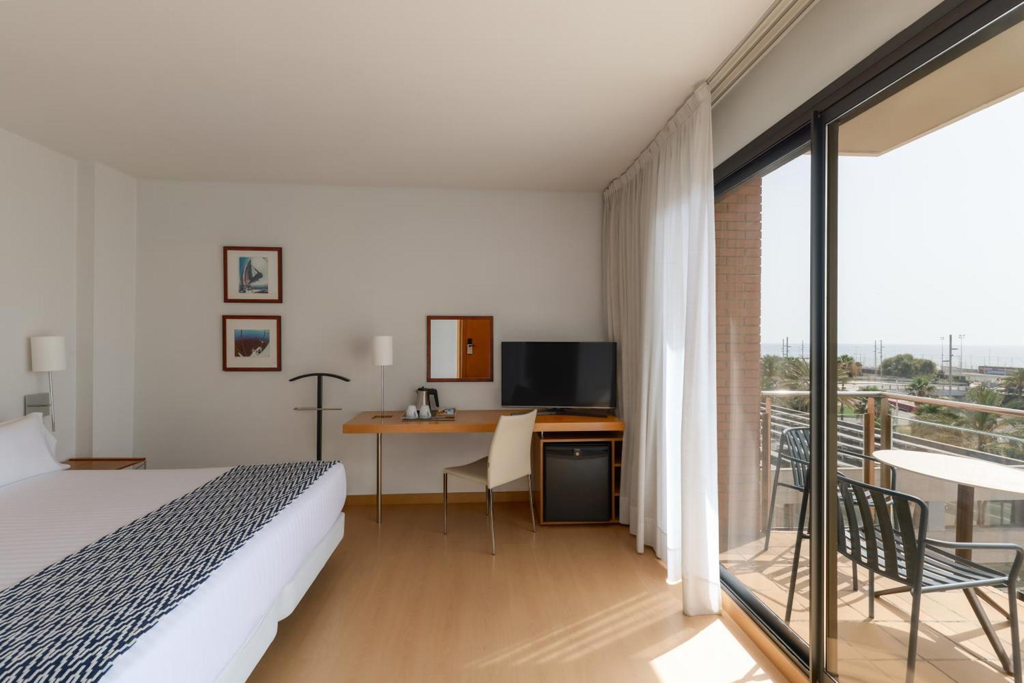 Superior Double Room Balcony Sea View