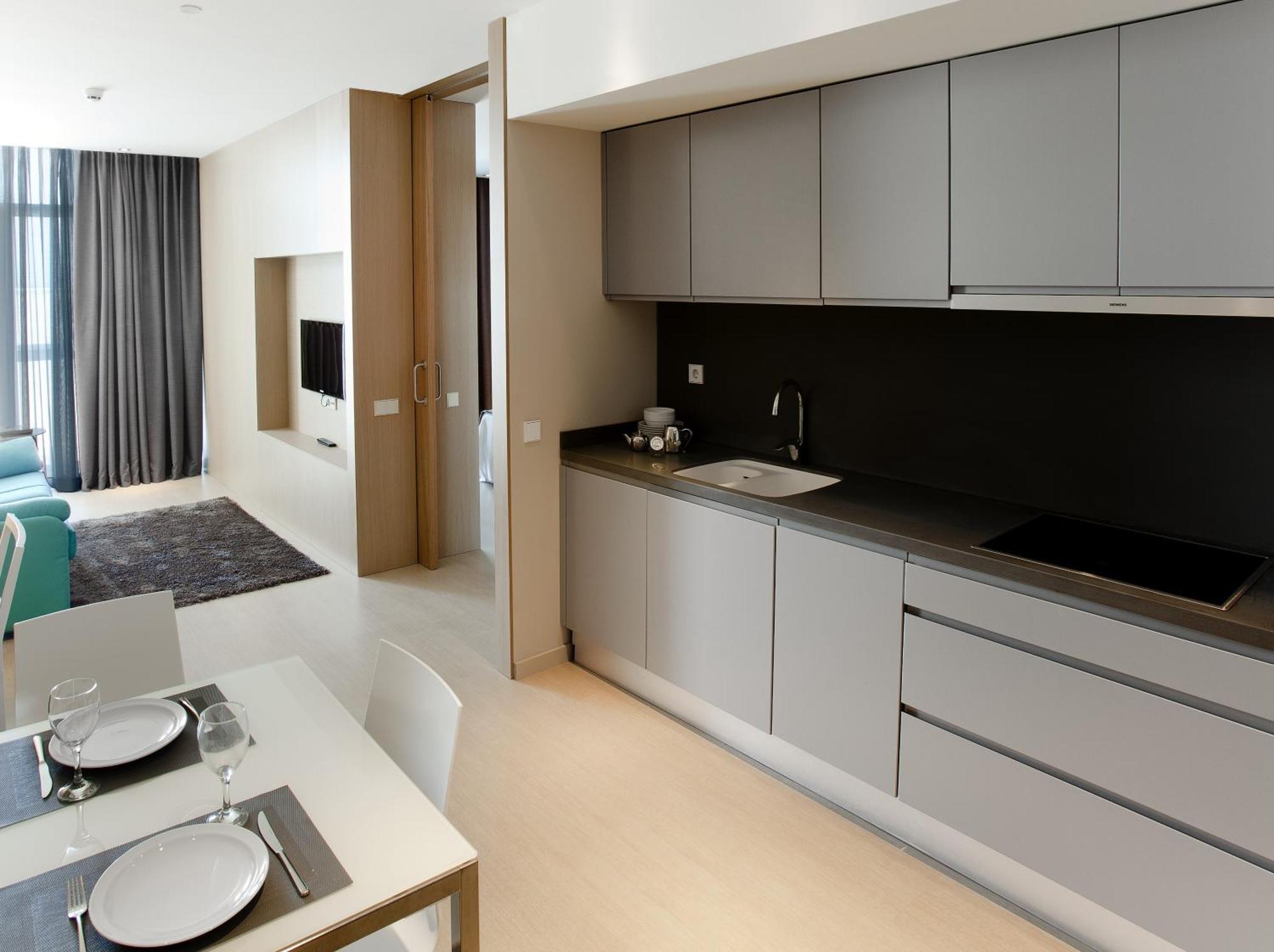 One-Bedroom Apartment