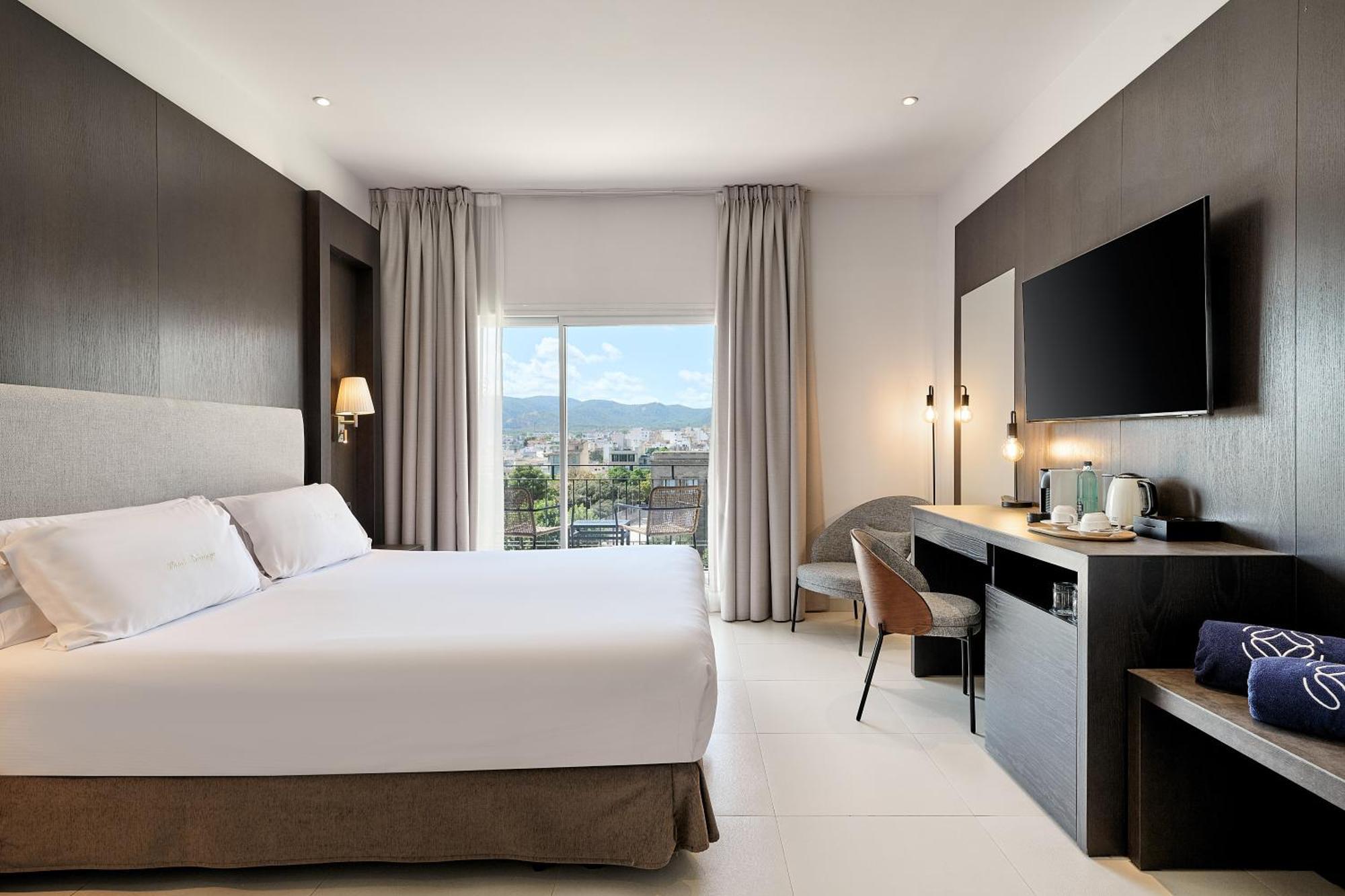 Deluxe Double Room Premium View