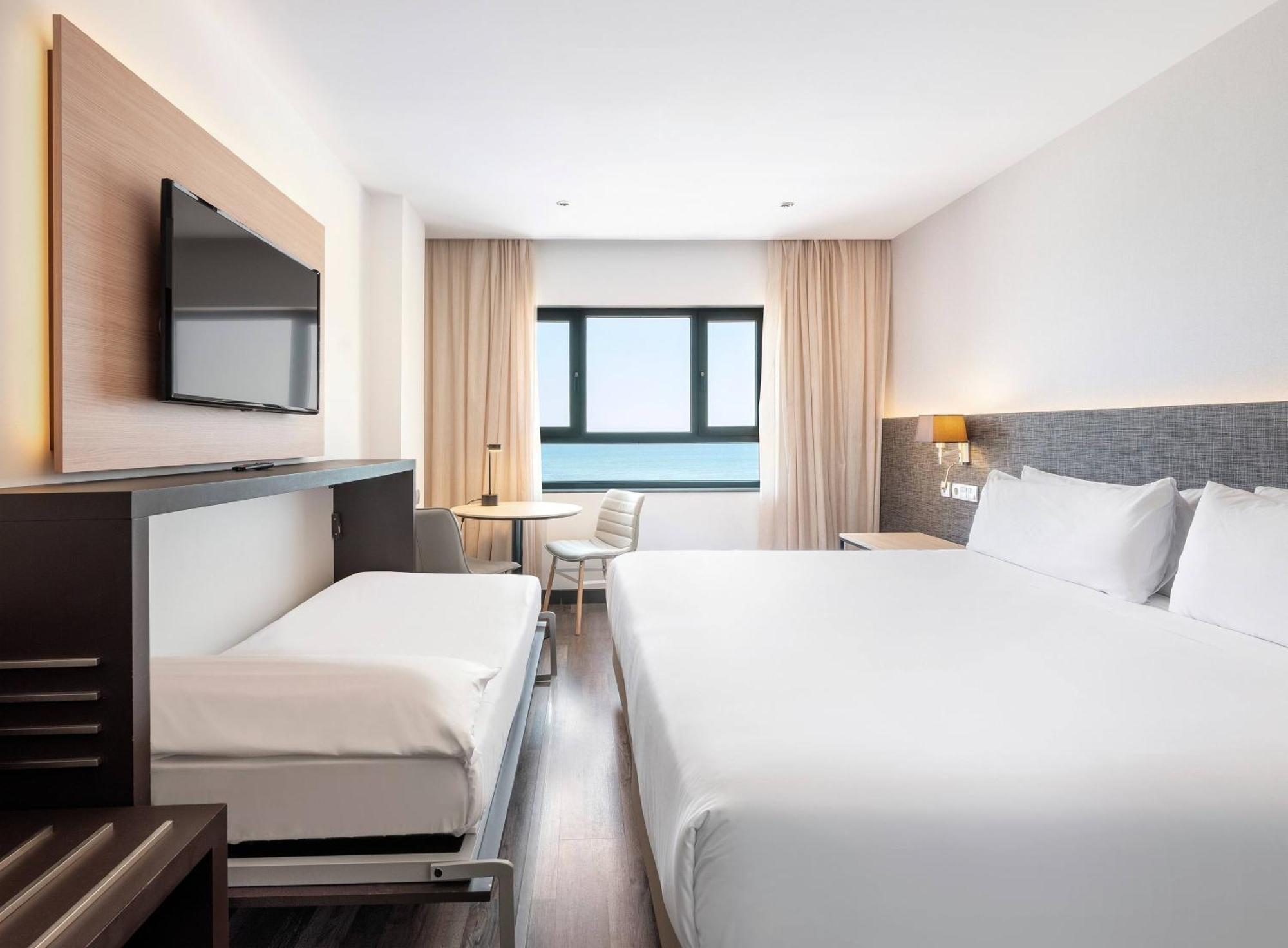 Triple Room Sea View