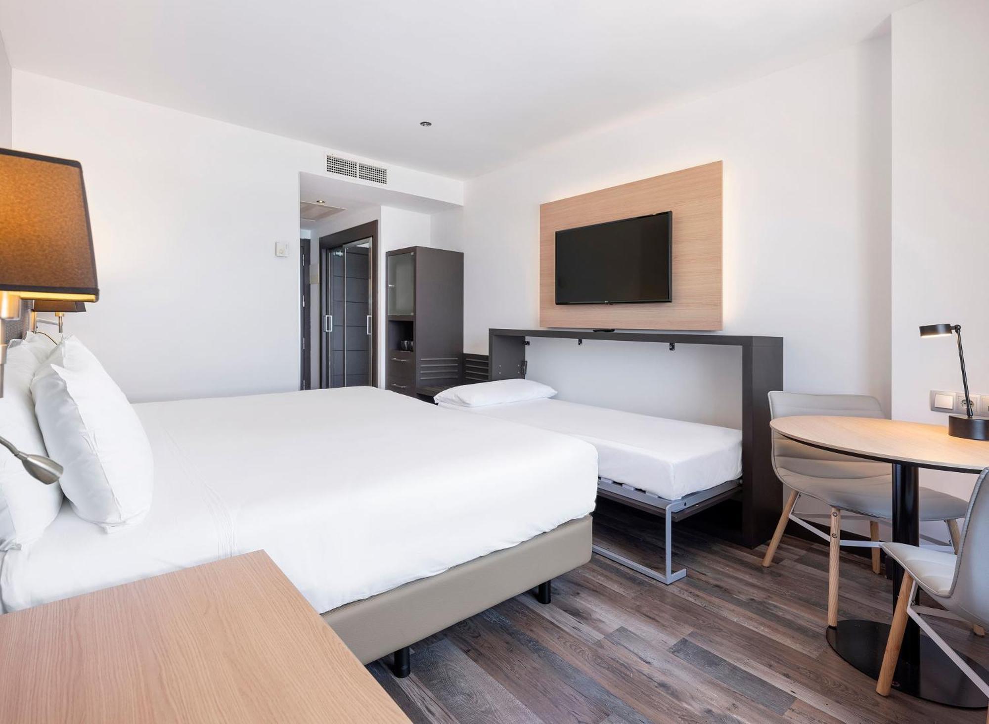 Triple Room Sea View