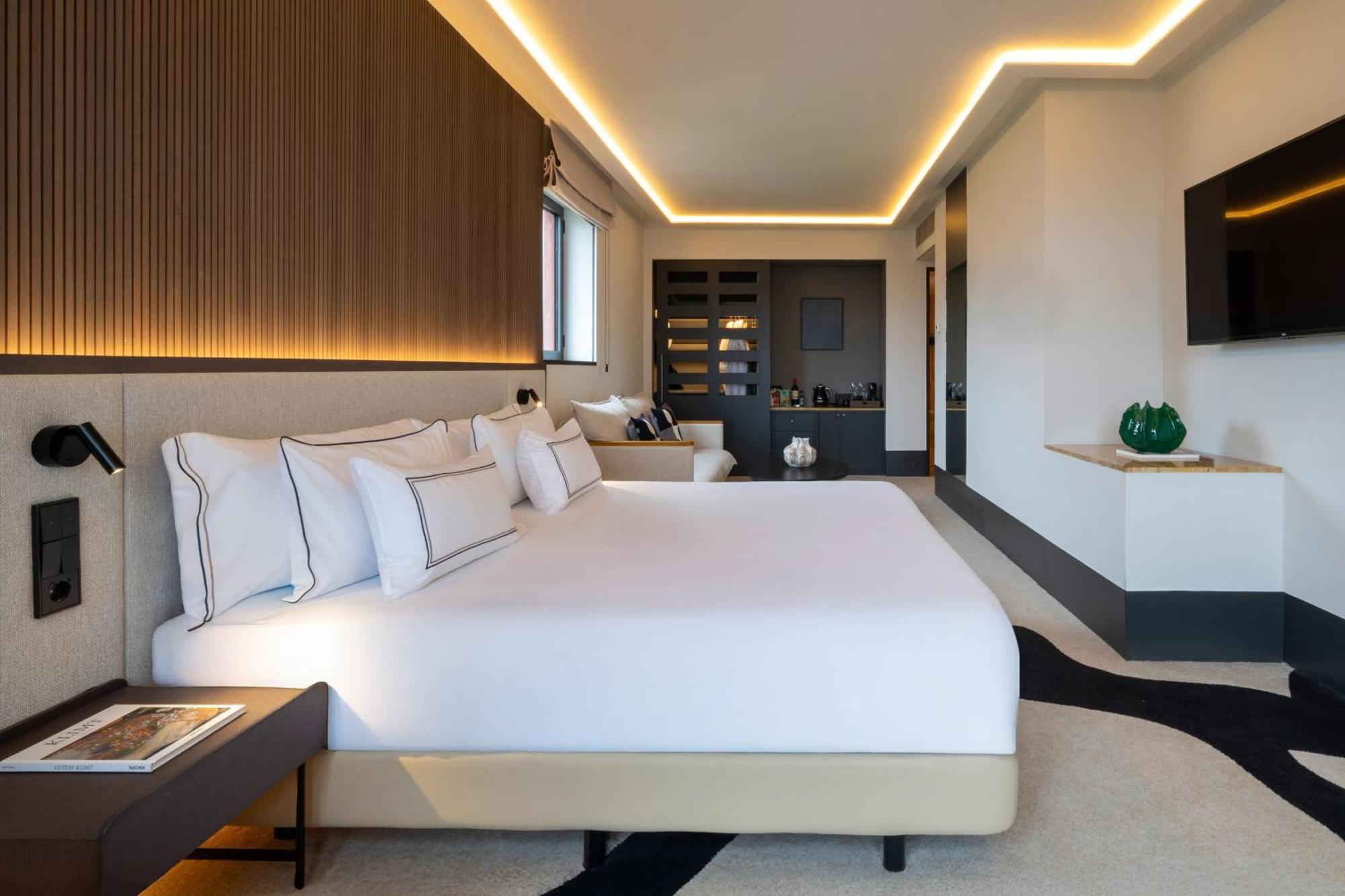The Level Room