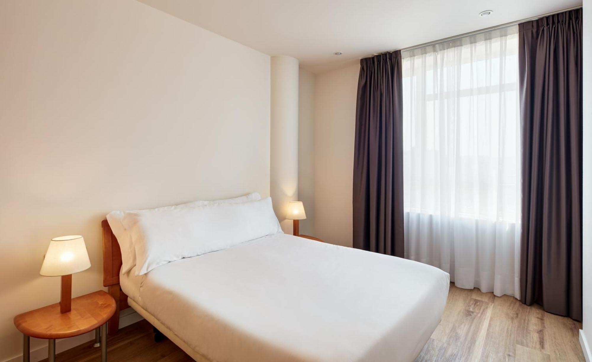 Studio Apartment One Double Bed
