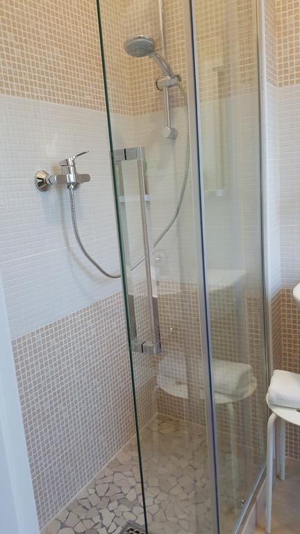 Triple Room,1377622331:JPEG