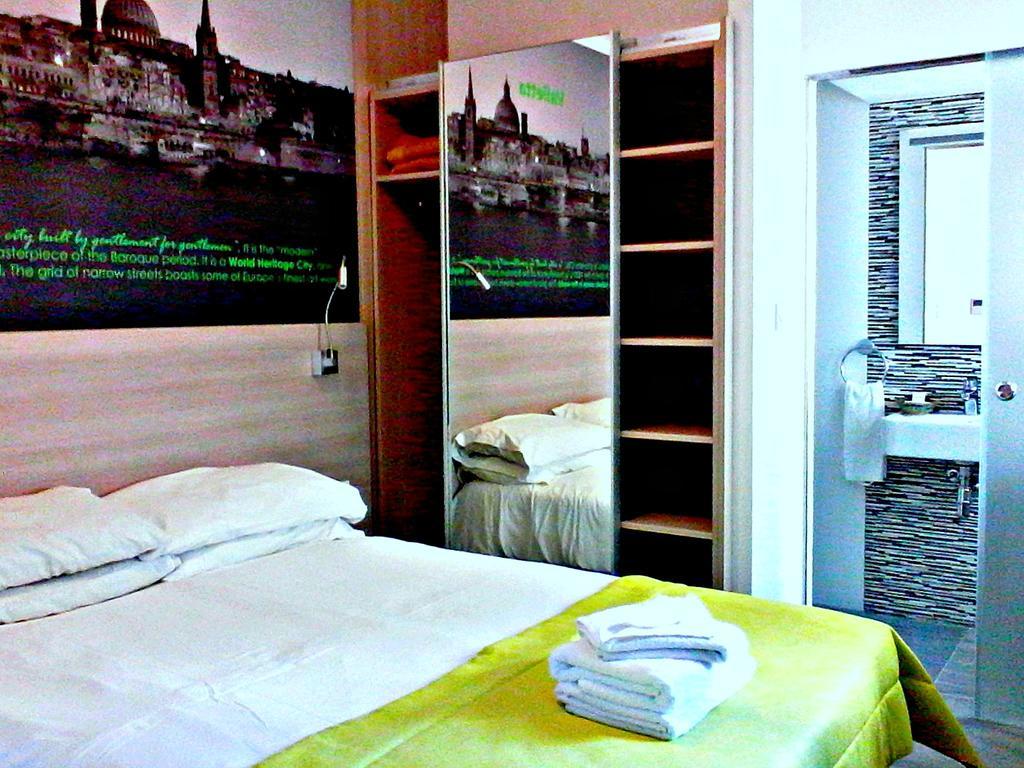 Quarto Duplo Econômico