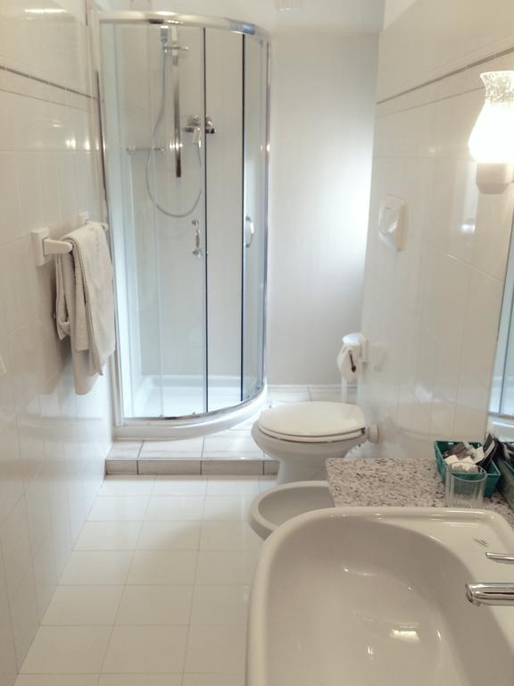 Double or Twin Room,1669028402:JPEG