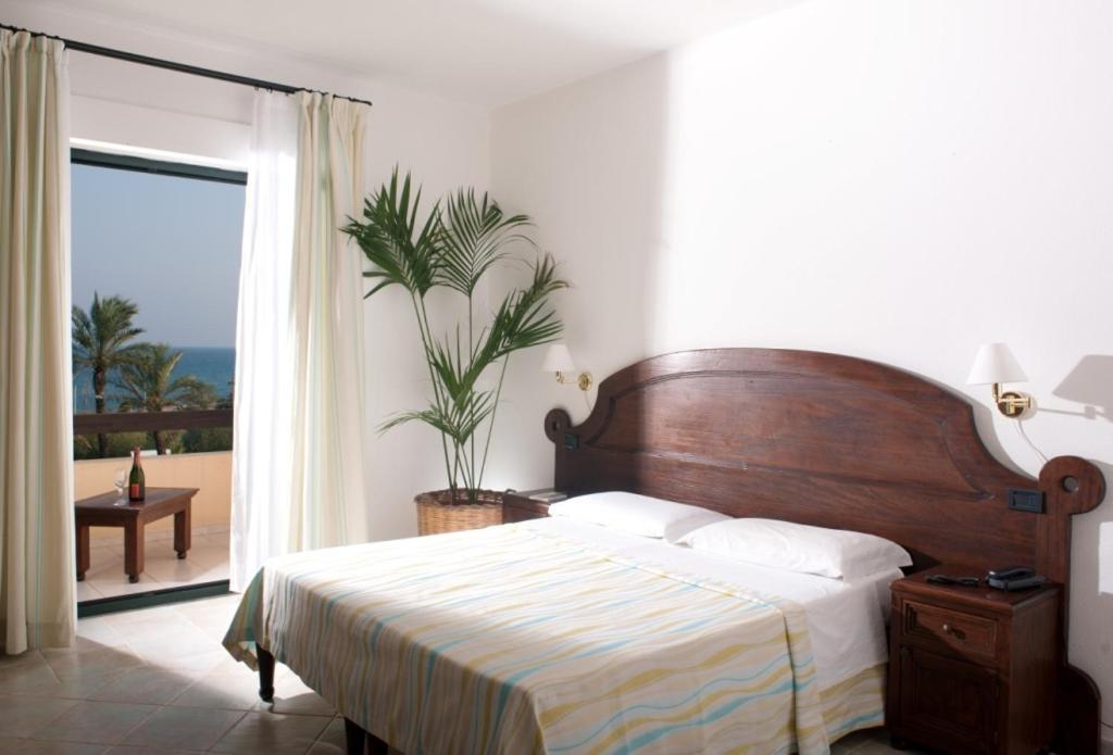Double Room with Sea View,110718306:JPEG