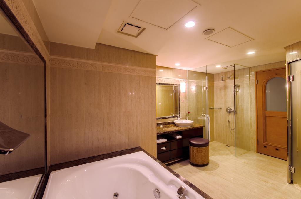 Exquisite Suite