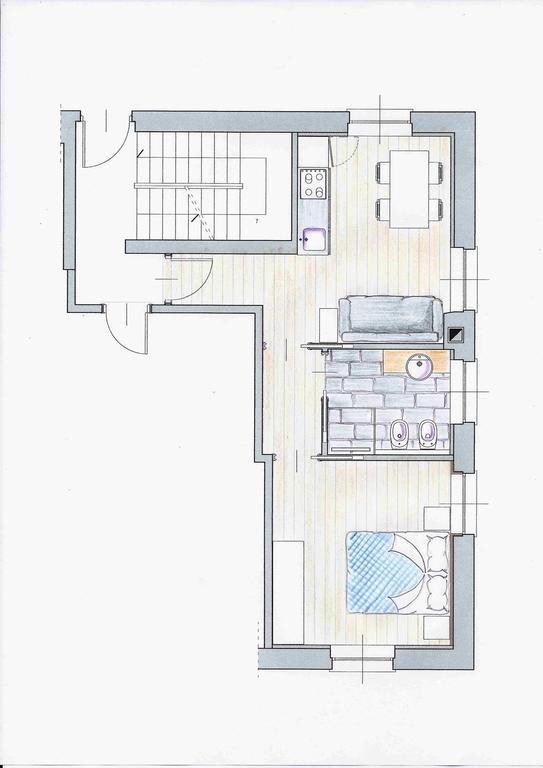 One-Bedroom Apartment First Floor