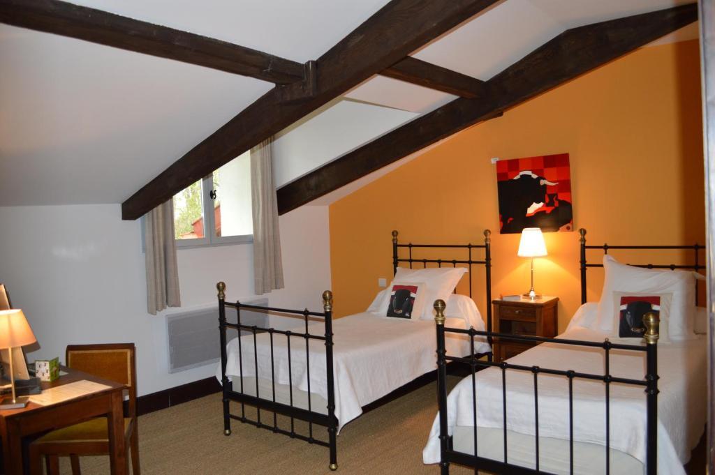Chambre Lits Jumeaux - Côté Rue