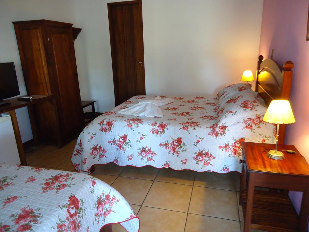 Quarto Triplo Standard