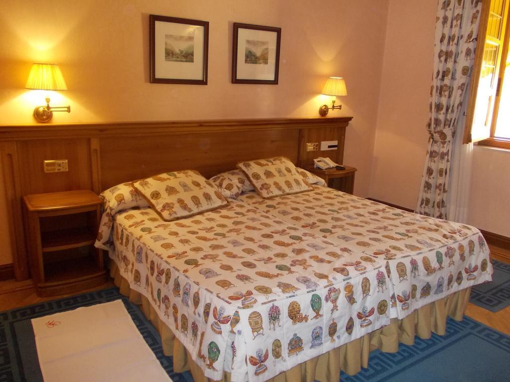 Classic Double or Twin Room