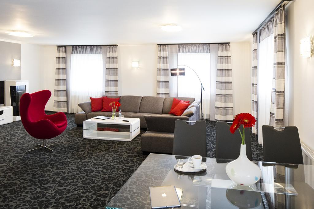 Deluxe Apartment,690528534:JPEG