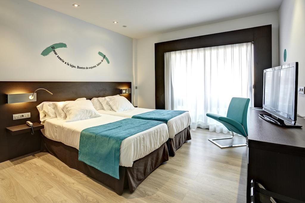 Twin Room Sea View