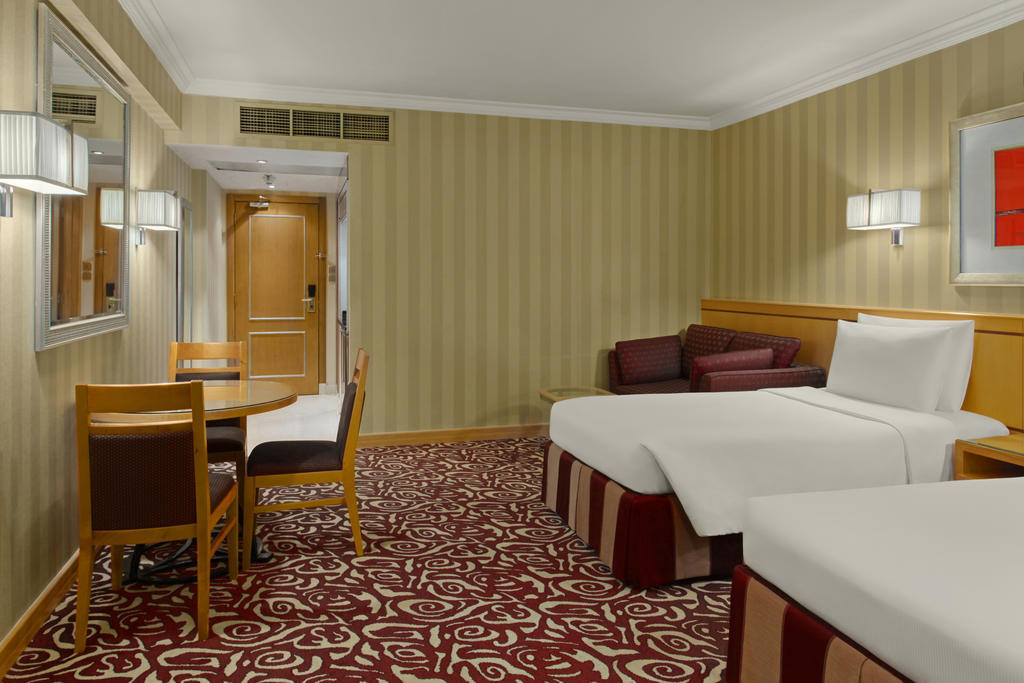 Premium Zimmer mit 2 Einzelbetten und teilweisem Kaaba-Blick