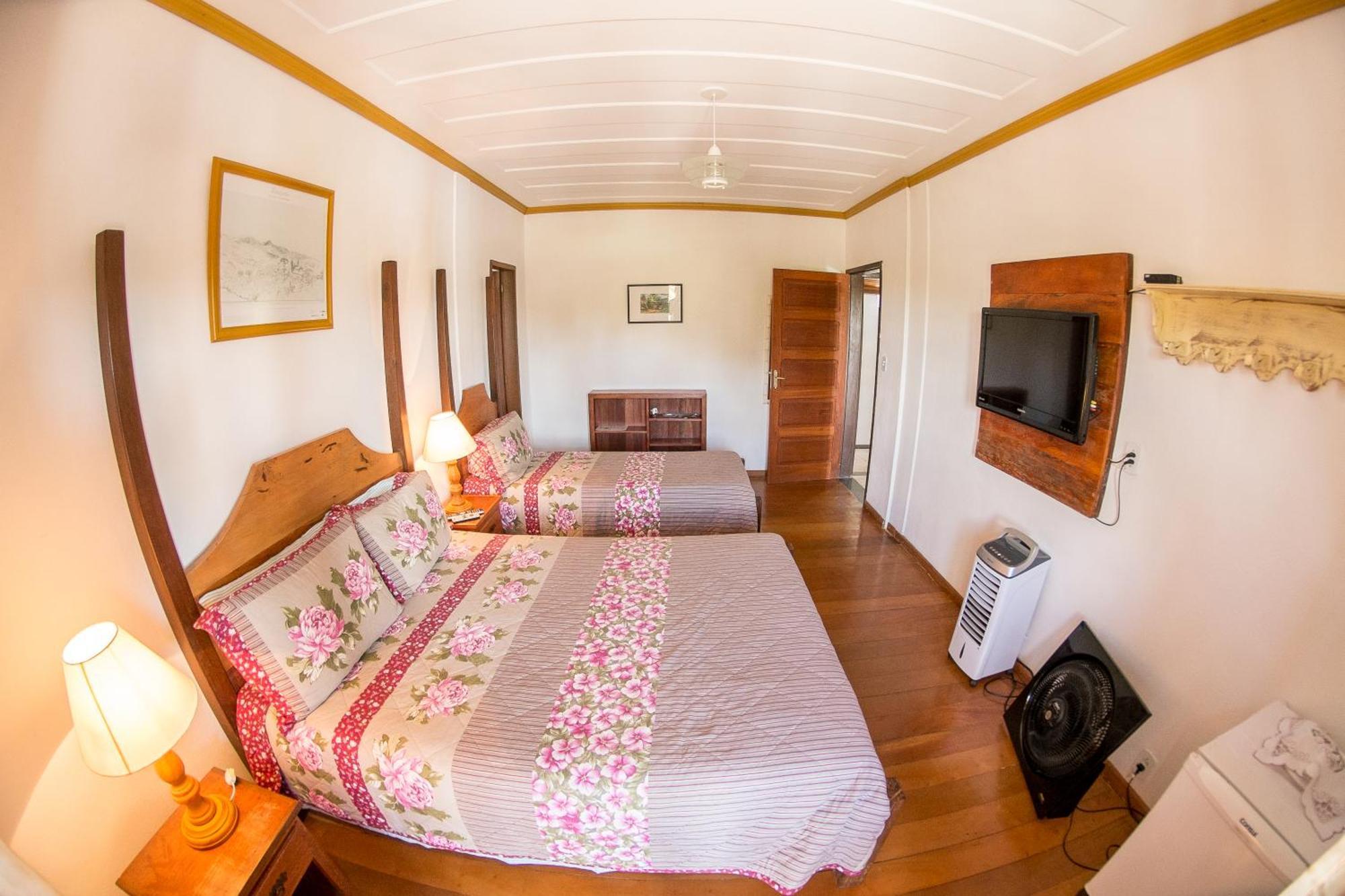 Triple Room,389318594:JPEG