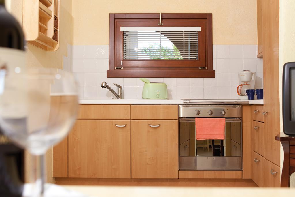 Superior One-Bedroom Apartment,545463498:JPEG