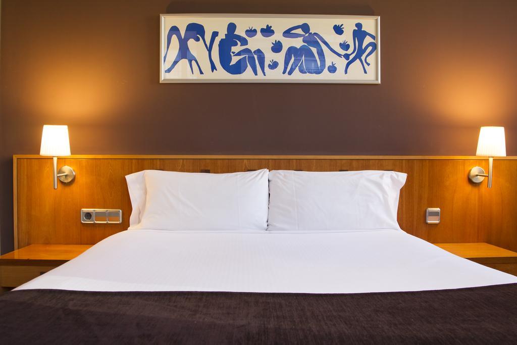 Basic Double or Twin Room